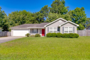 Cozy Brunswick Home 13 Mi to St Simons Island!